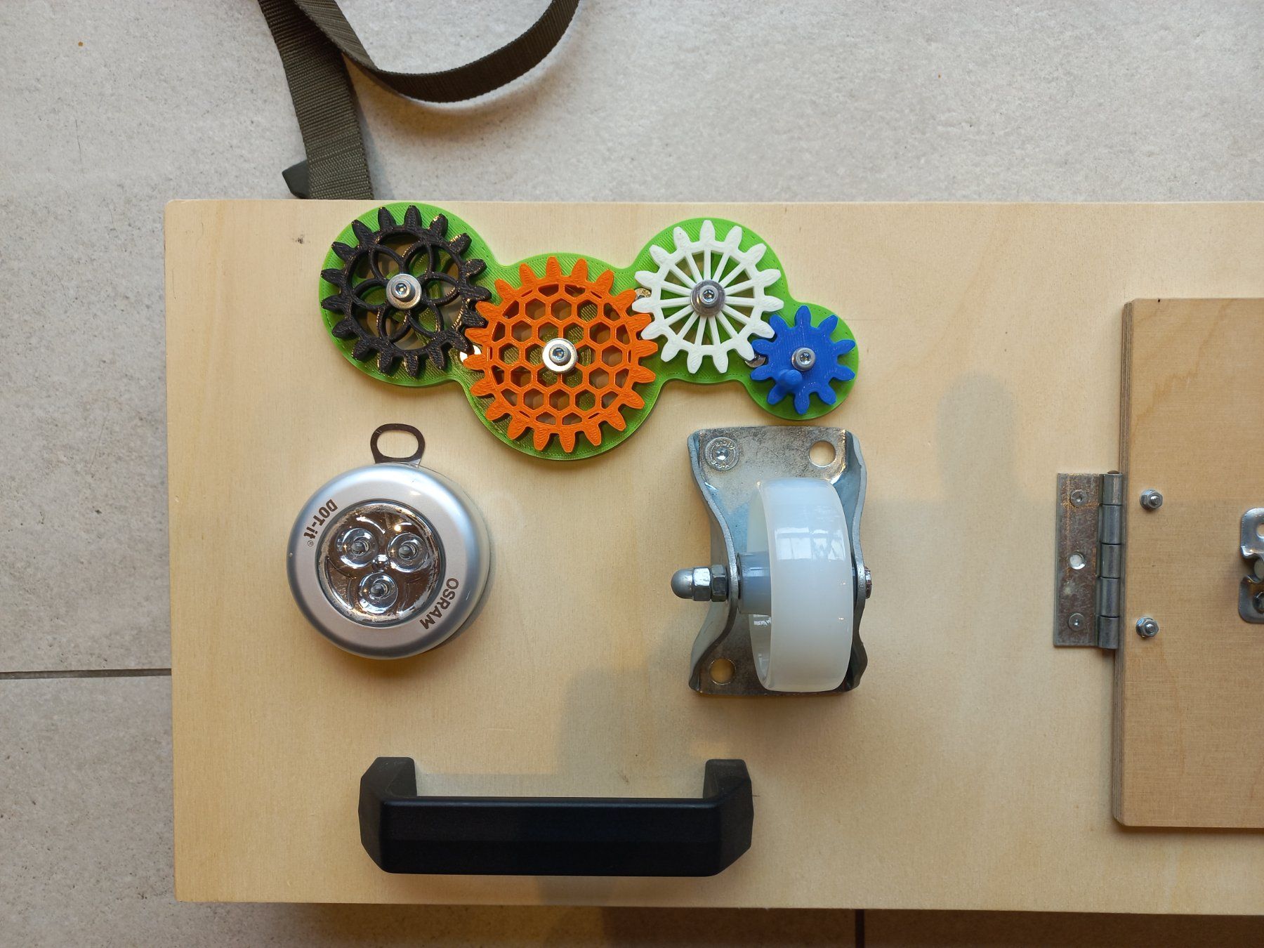 Giocattoli: Activity Board – Usato da Frutigen venduto da samuele80 1
