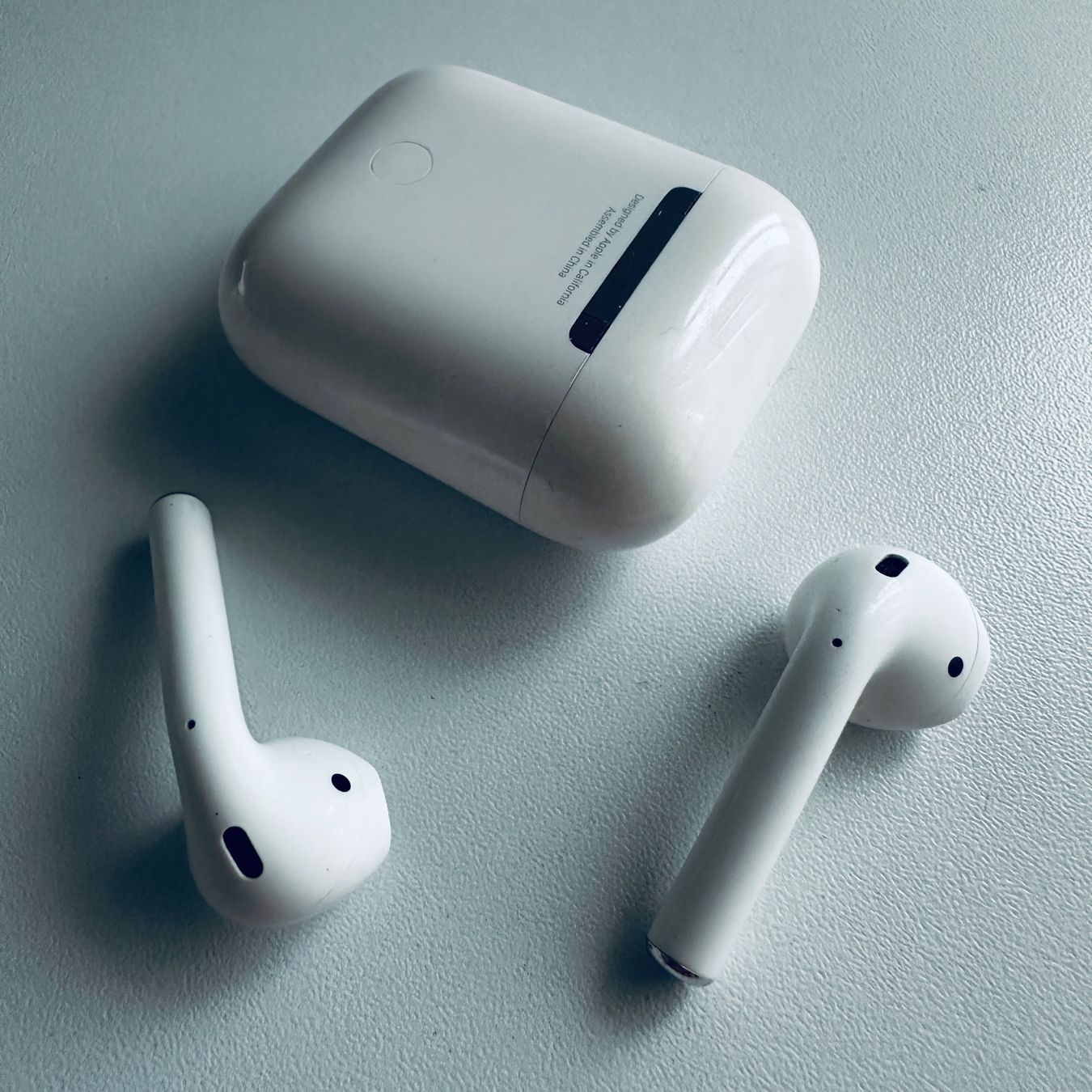 Apple Cuffie: Original Apple AirPods 2 Kopfhörer Wireless Lightning Kabel – Usato da Basel venduto da MY.AIRPODS.SHOP 8