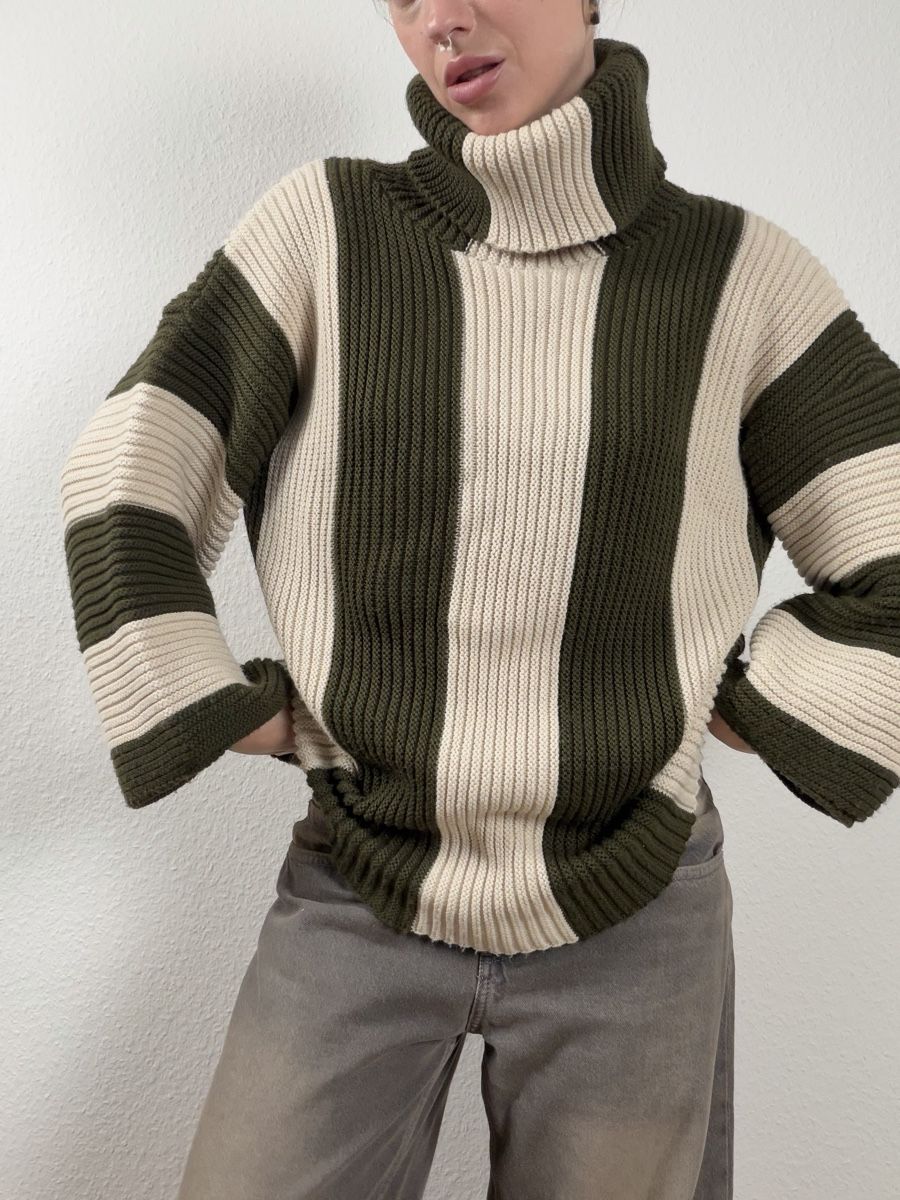 Pullover & Sweatshirts: Cozy Striped Turtleneck Sweater  – Gebraucht aus Knonau von Grapesvintage 3