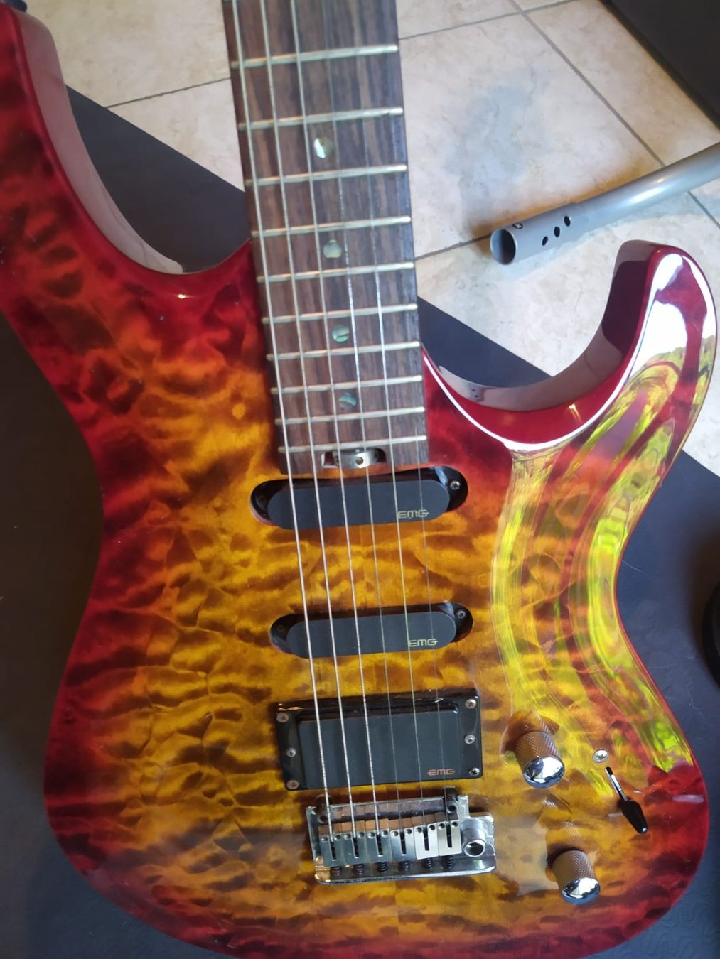Strumenti musicali: Cort G-Costum / G290 – Topmodell – Usato da Safnern venduto da Jubatus_ 6