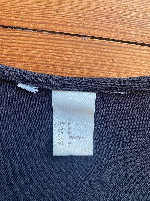 H&M Vestiti: Schwarzes Sommerkleid – Usato da Aarau venduto da lacrimara 1