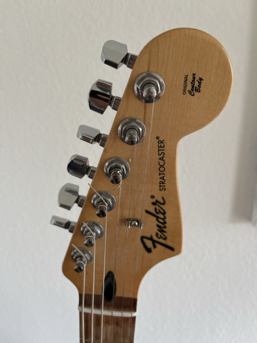 Fender Instruments de musique: Fender Stratocaster E-Gitarre mit Tasche gutem Zustand – D'occasion à Winterthur par madima 1