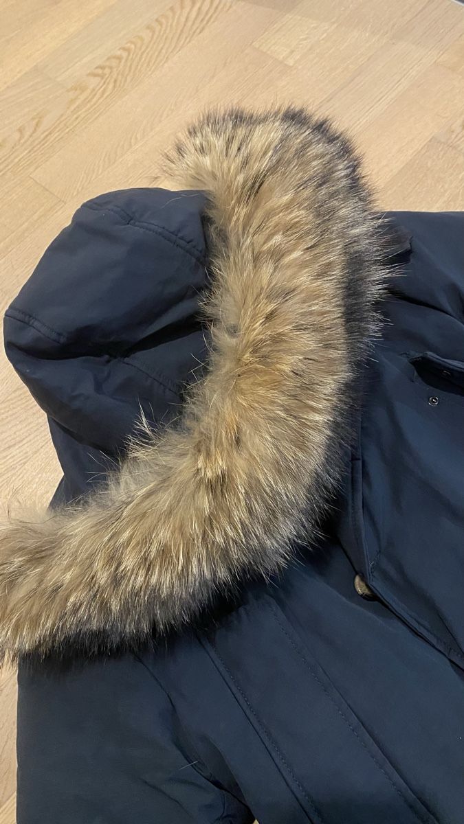 Giacche: Winterjacke Blau mit Kunstfell – Usato da Glattpark (Opfikon) venduto da anywaya23 7