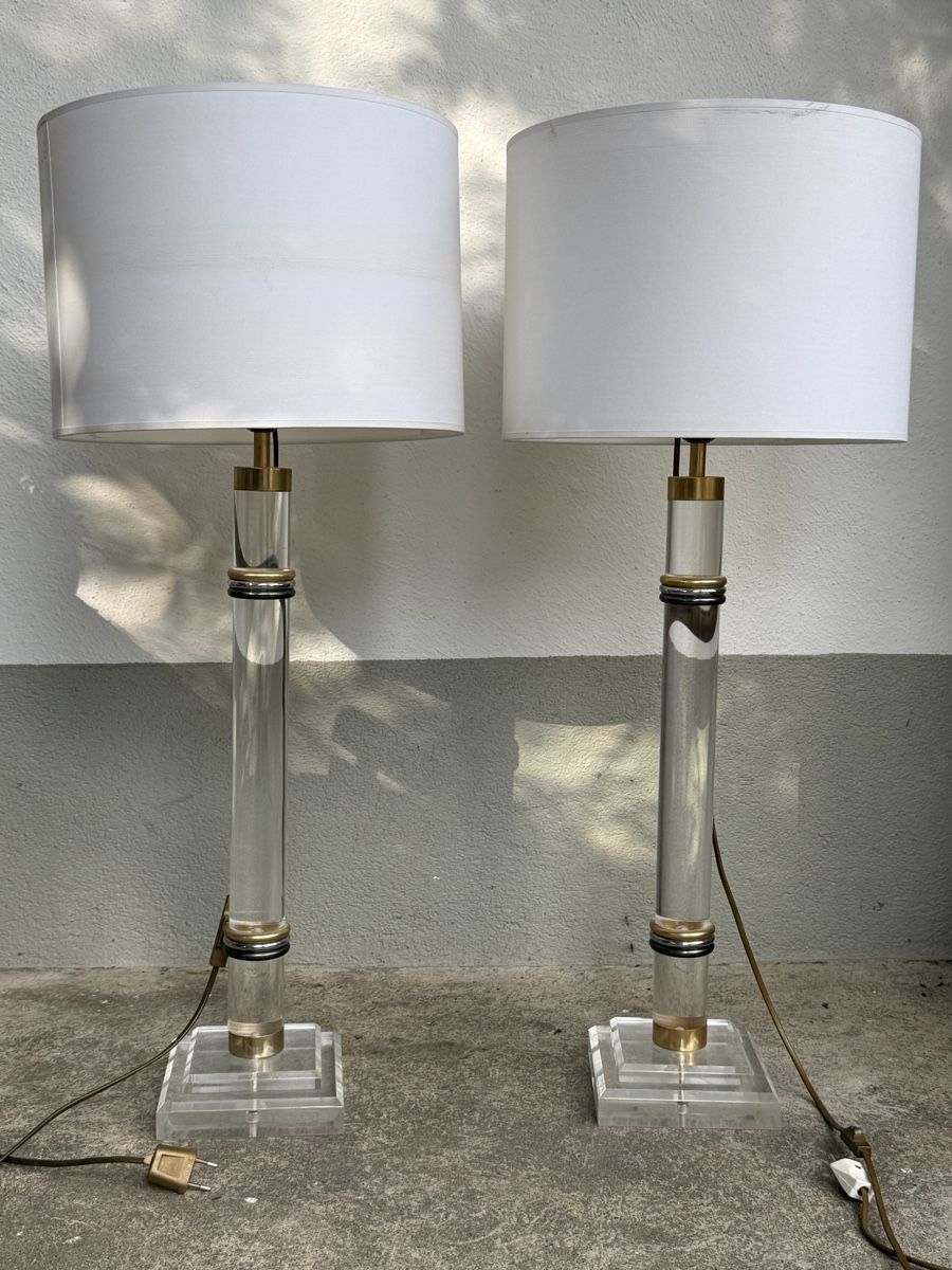 Lampade: 2 Stehlampen Acrylglas / Messing Vintage – Usato da Konolfingen venduto da petzipetz 1