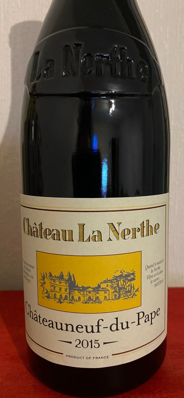 Vino: Chateauneuf-du-Pape  La Nerthe  2015 – Nuovo (secondo la descrizione) da Cully venduto da Forninho