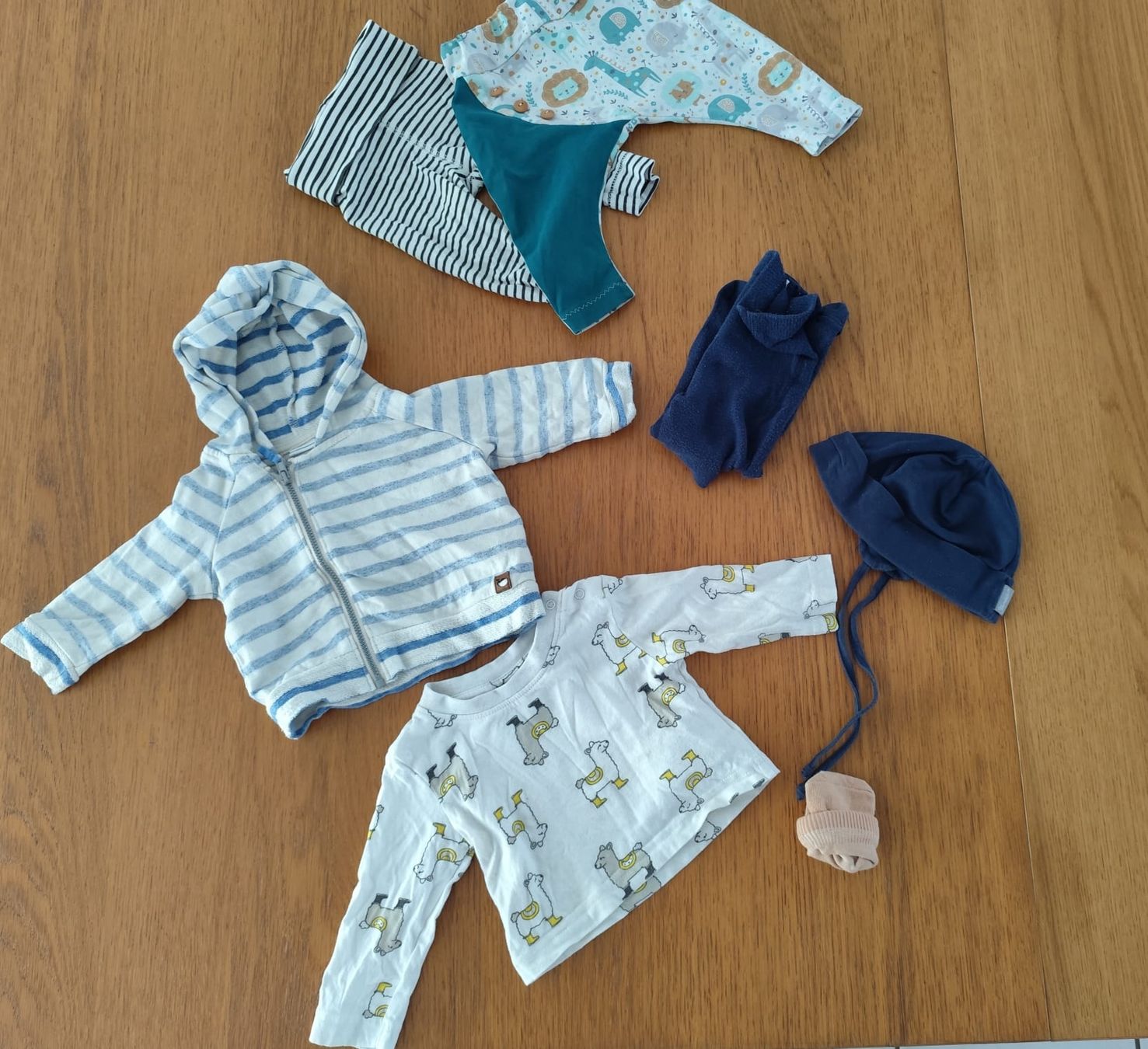 Lotti & Set di vestiti: kleiderpaket, Newborn Set 56 – Usato da Liestal venduto da lat_s5fs 1