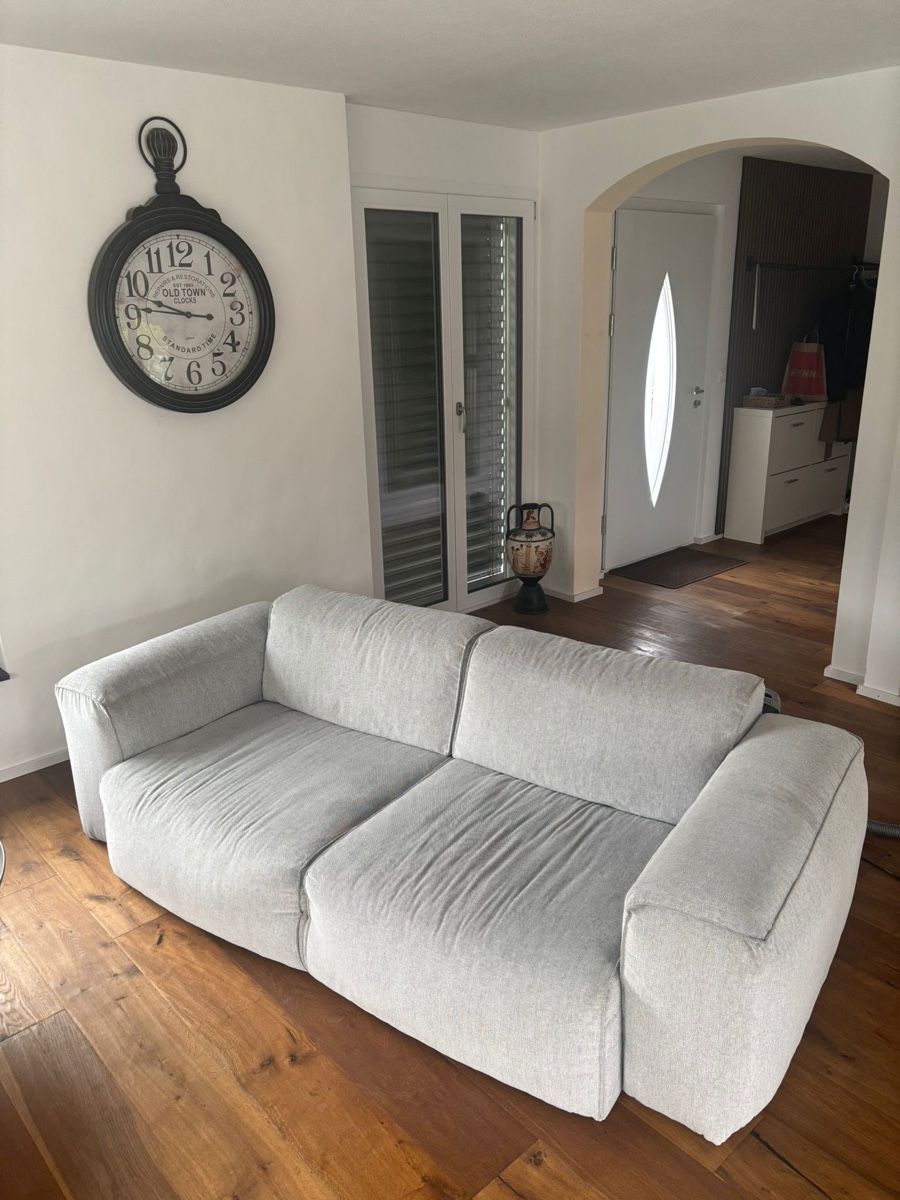 Divani: Gemütliches Sofa, hellgrau, neuwertig, Top Zustand! – Usato da Neuwilen venduto da K23mia 3
