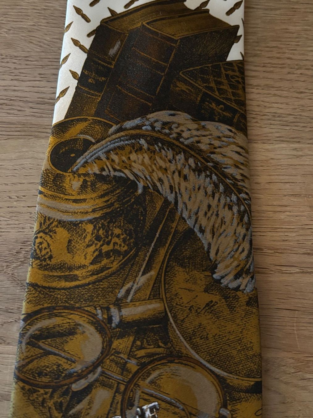 Gianfranco Ferre Cravatte: Gianfranco Ferré Vintage Seide Krawatte, Neue – Nuovo e nell'imballaggio originale da Horgen venduto da uge_pd5p 1