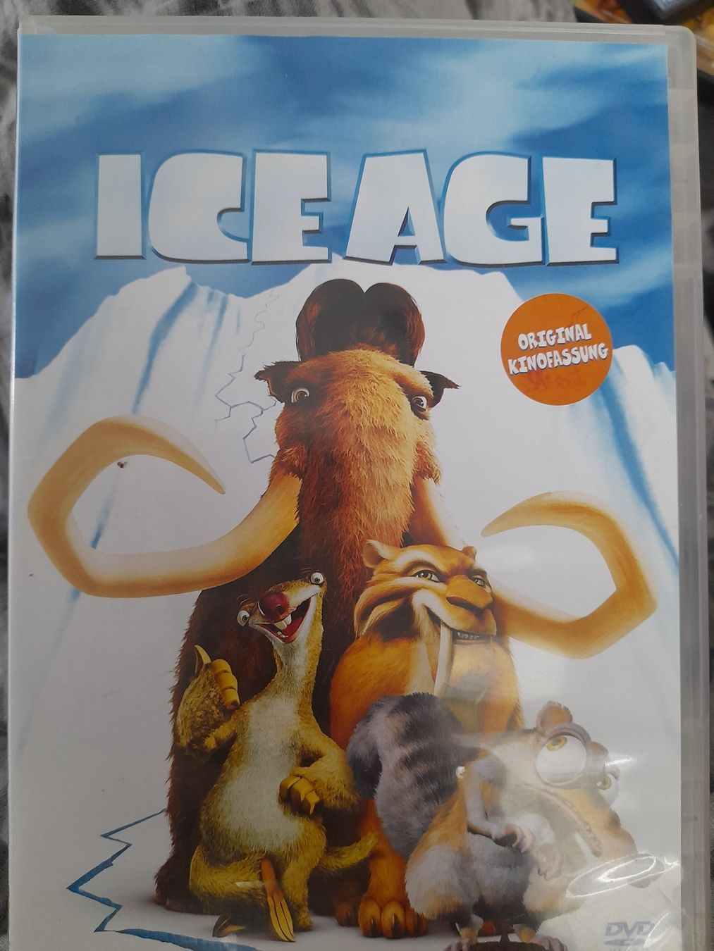 Tutti i DVDs: DVD Ice Age - Der Beginn einer neuen Eiszeit! – Usato da Eiken venduto da Lashar