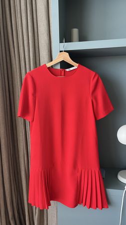Zara light red pleated dress XS