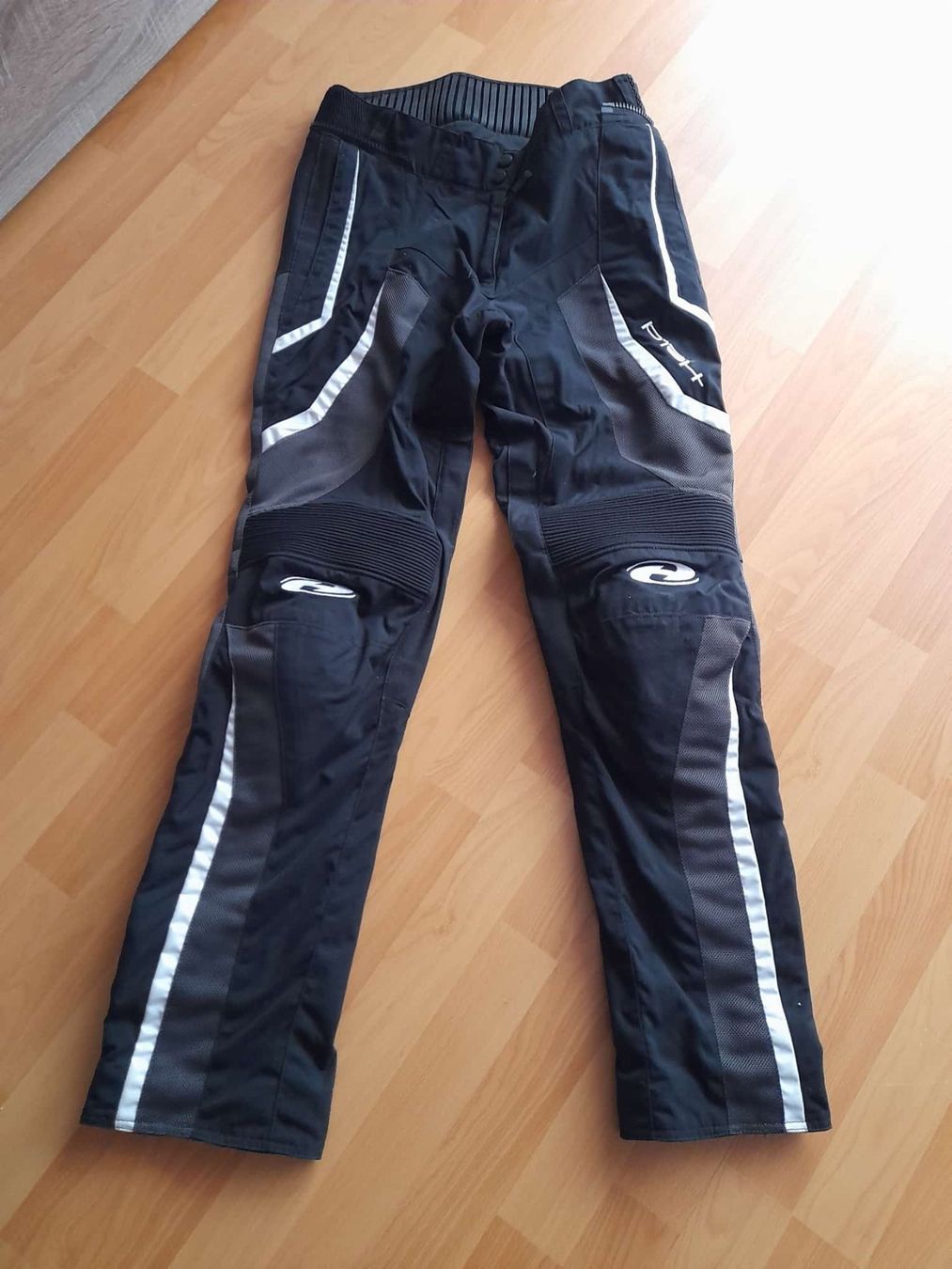 Pantaloni: Töffhose Held neuwertig – Usato da Steffisburg venduto da melaniealb
