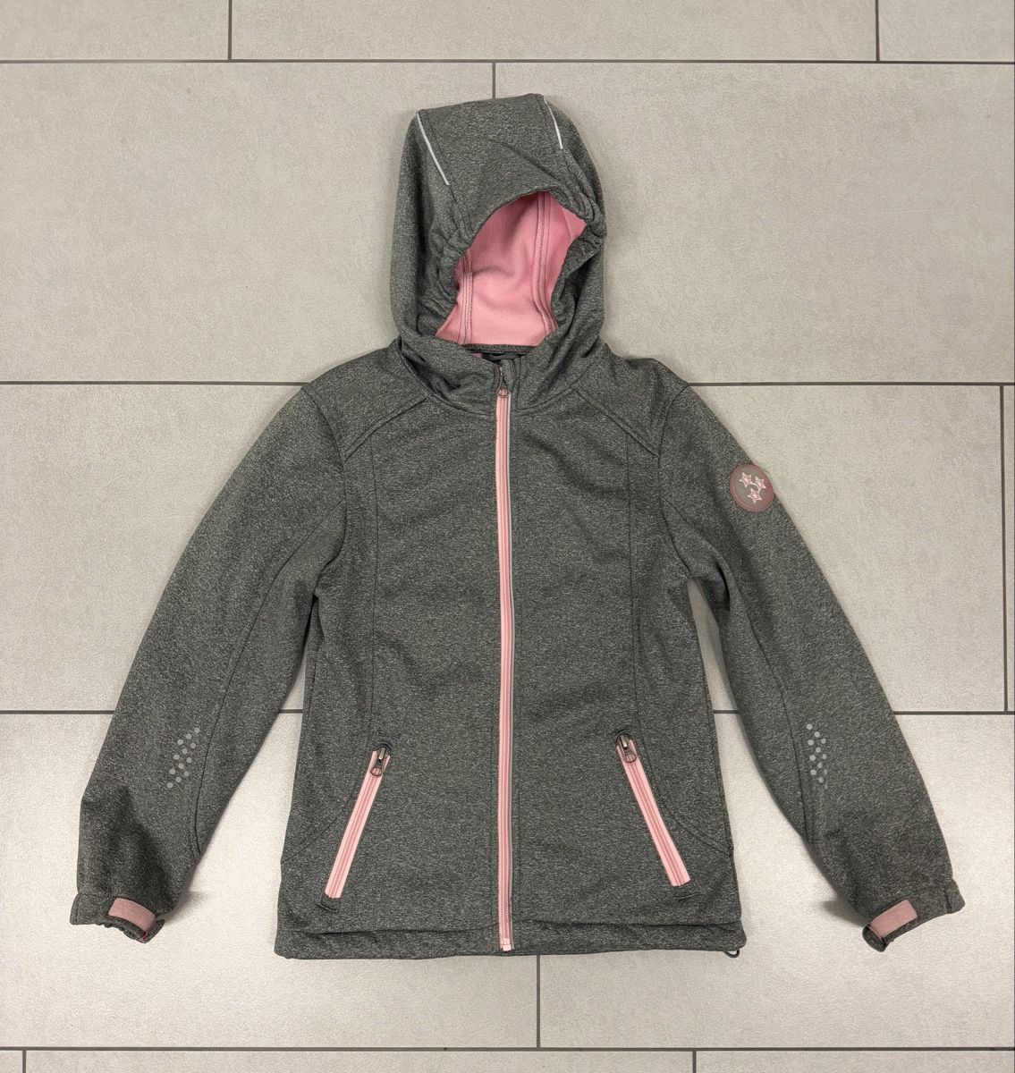 Jacken & Mäntel: Softshell-Jacke Mädchen – Gebraucht aus Pfäffikon ZH von aveo14
