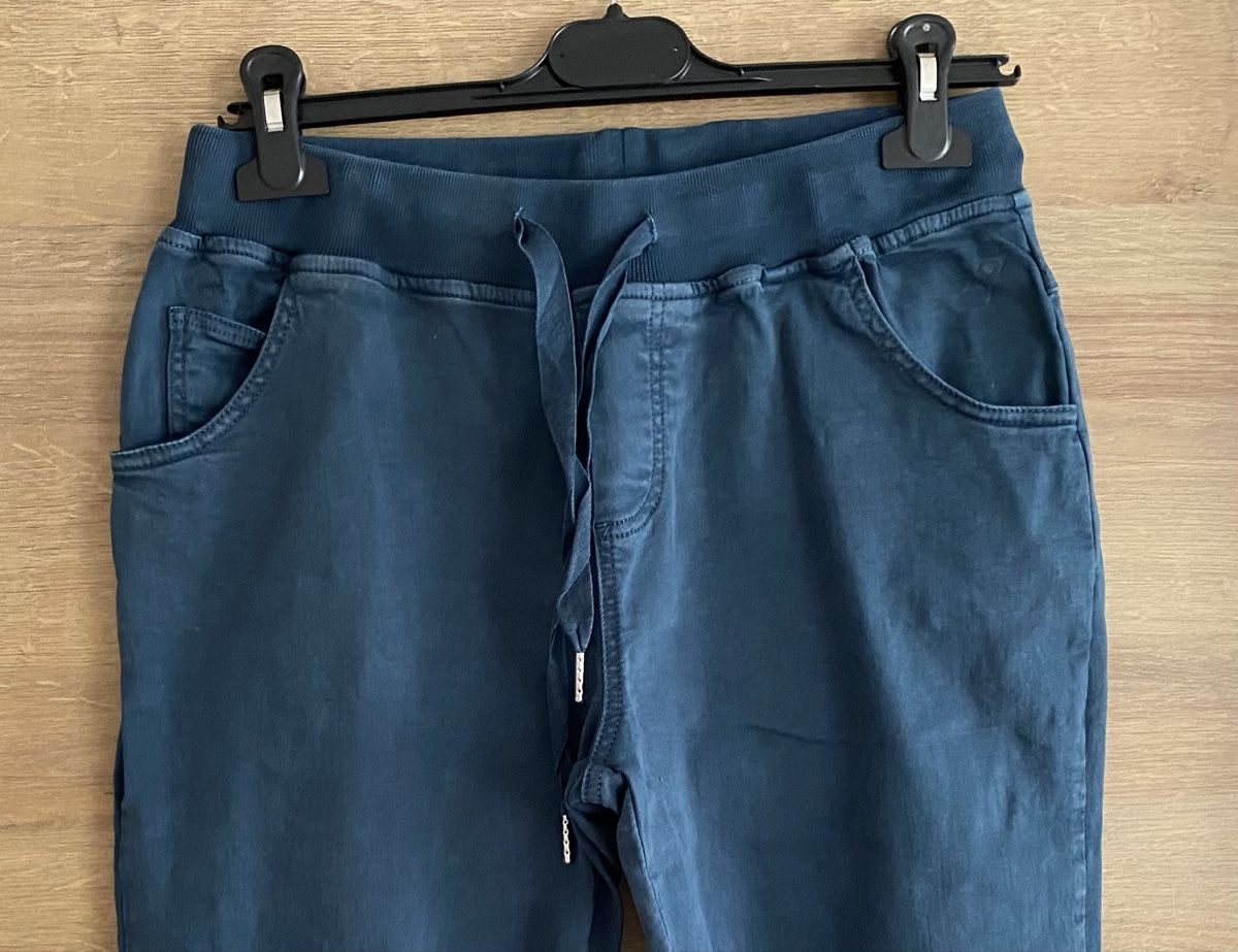 Pantaloni: Damen Hose Petrol – Usato da Ennenda venduto da mar_kz98 2