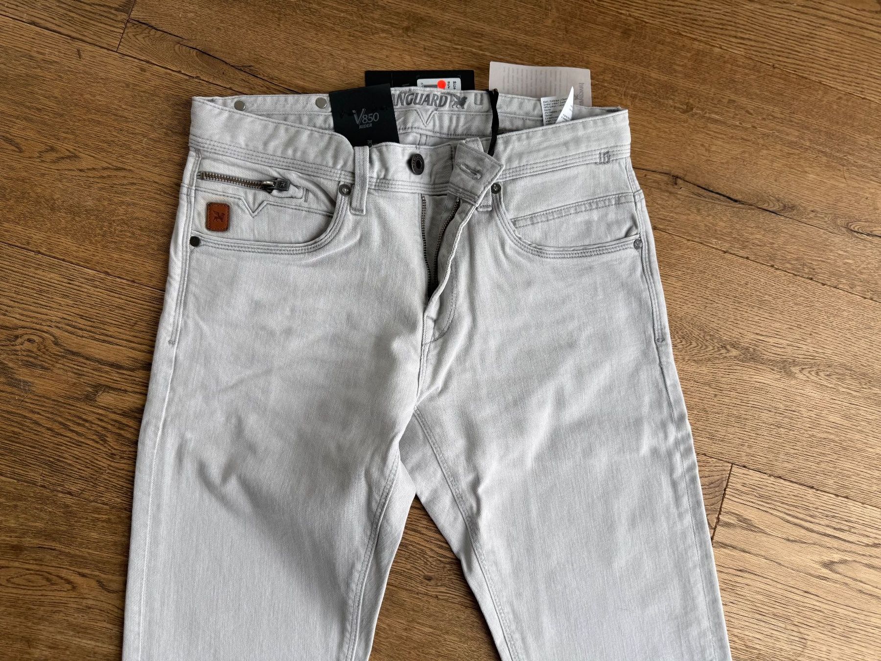 Jeans: Jeans, vanguard  //NEU// 30/32 – Nuovo (secondo la descrizione) da Stettfurt venduto da outlet72 2