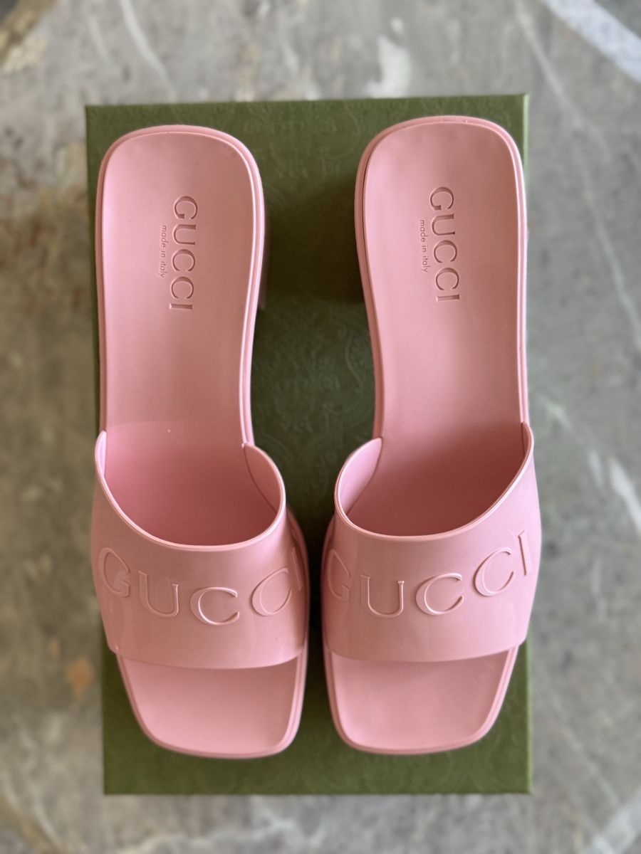 Gucci Scarpe da donna: New- Gucci rubber sandal - 39 – Nuovo e nell'imballaggio originale da Zurich venduto da Madame12