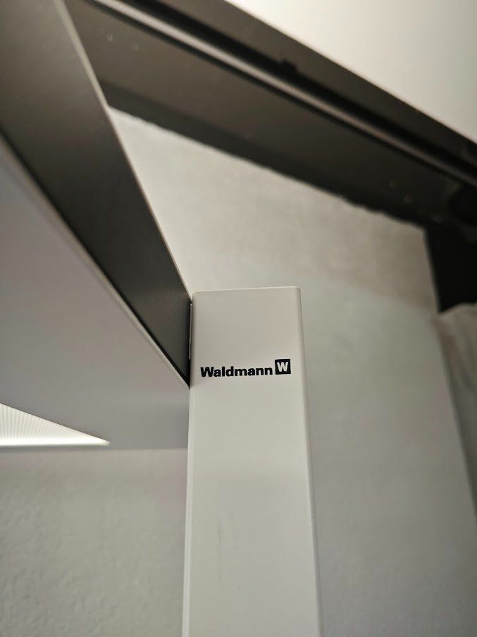 Lampade: Led Stehlampe Waldmann Bewegungssensor dimmbar Top Zustand – Usato da Toffen venduto da tara987 4