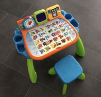 Spieltisch mit dem Stuhl VTech