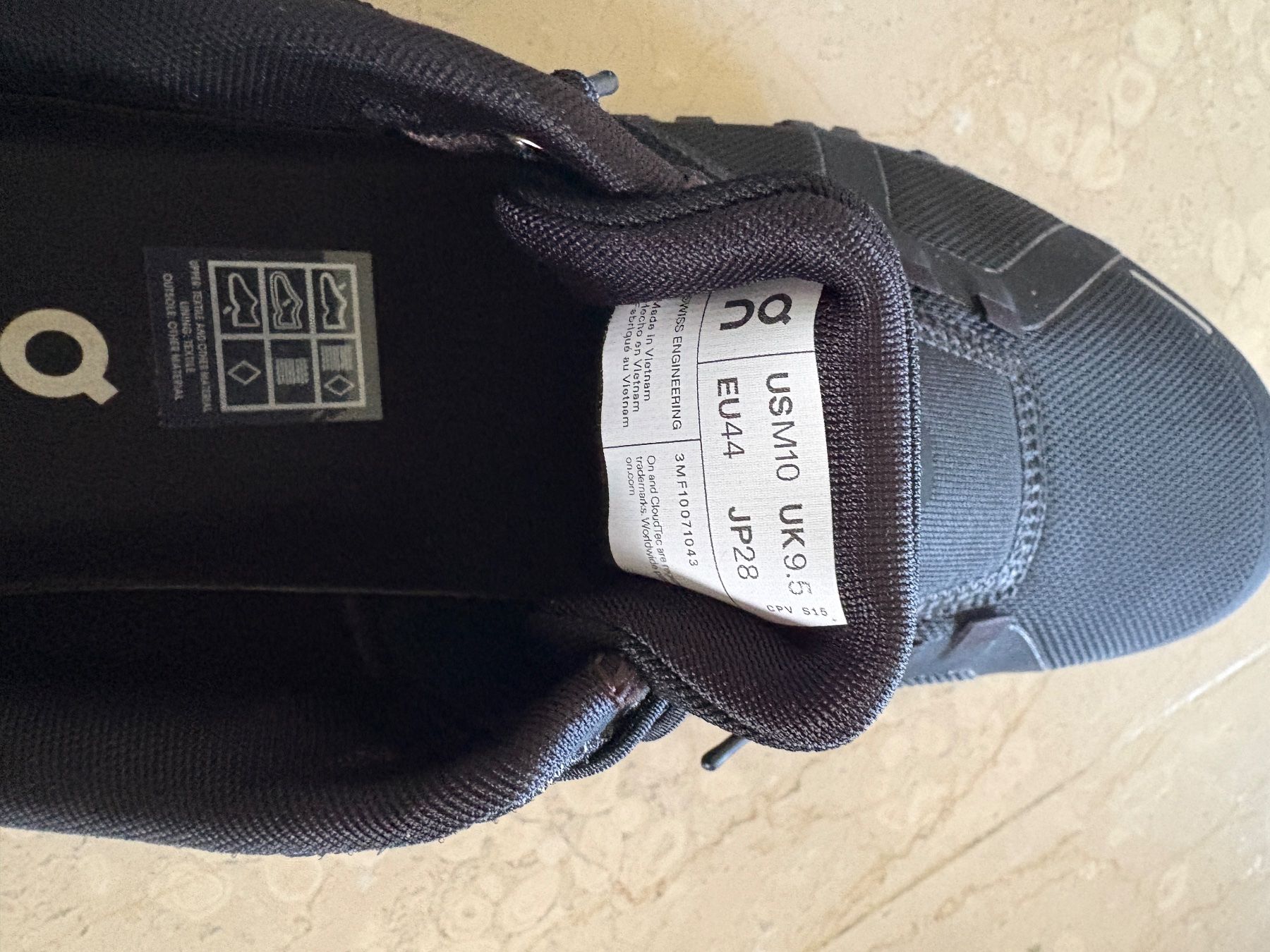 On Scarpe da uomo: On Cloud 6 Speedboard (Herren 44) – Usato da Zürich venduto da Sev_mas 4