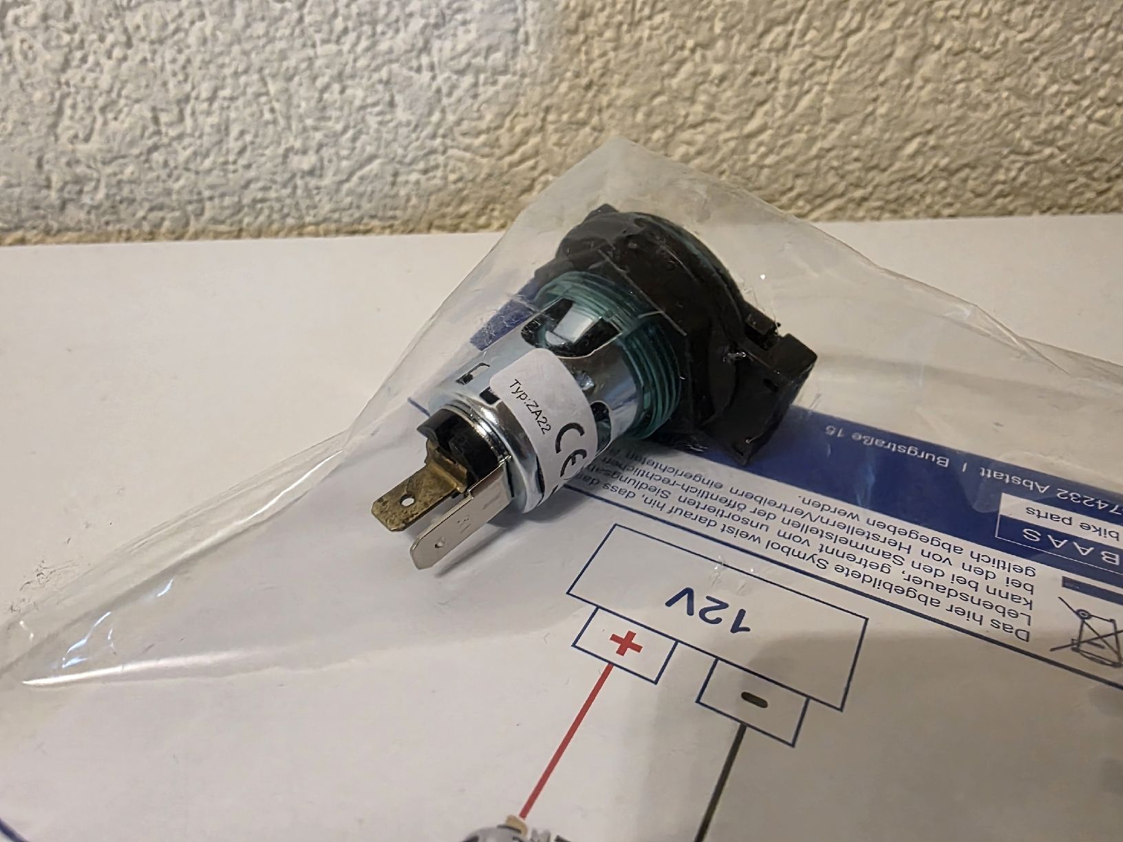 Sonstiges Fahrzeugzubehör: 12V DC Steckdose neu (Auto) – Neu (gemäss Beschreibung) aus Netstal von PRIMISU 3