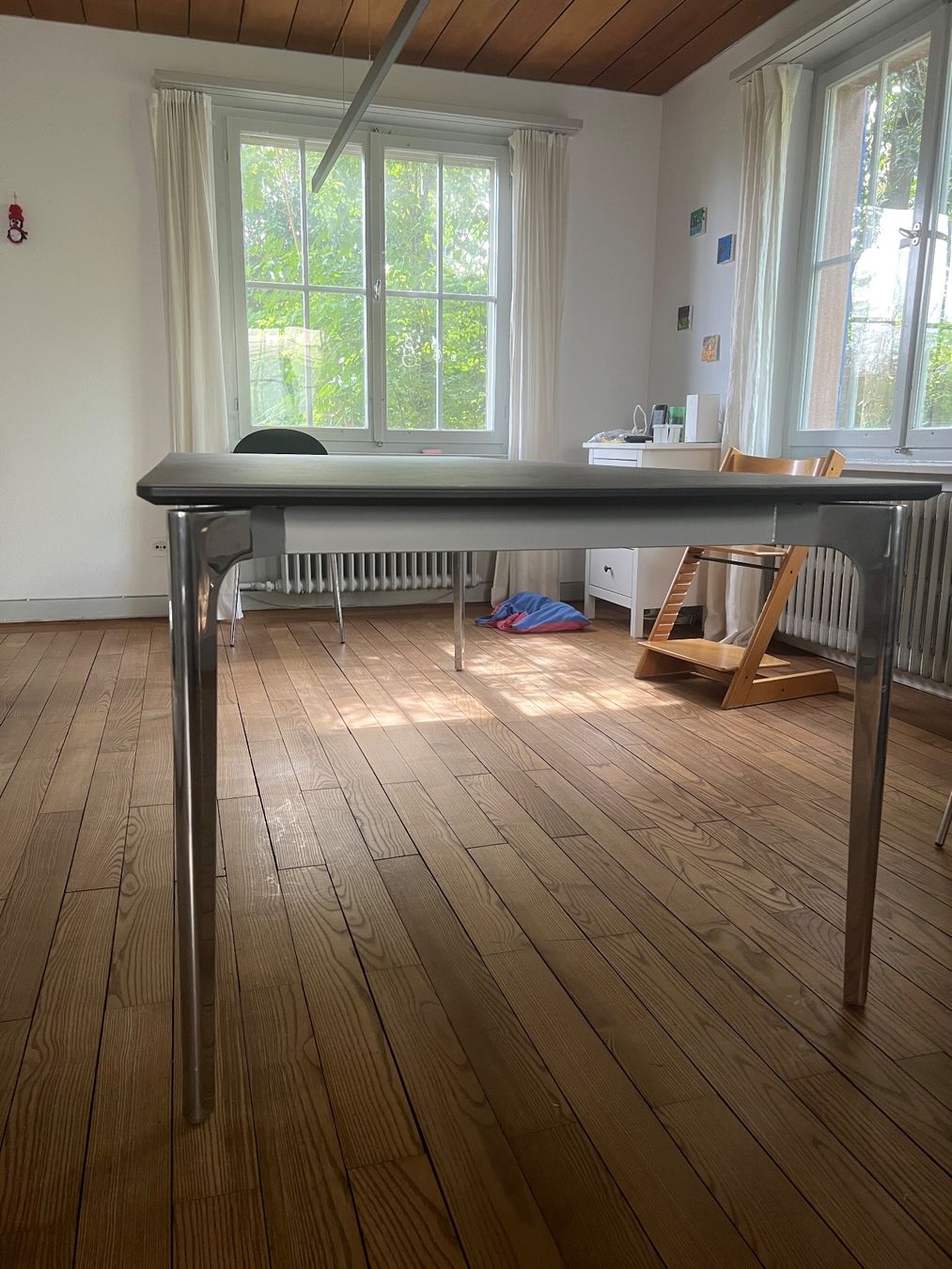 Seetal Tavoli: Esstisch Keramik grau mit Metallbeinen – Usato da Reinach BL venduto da larele79 1