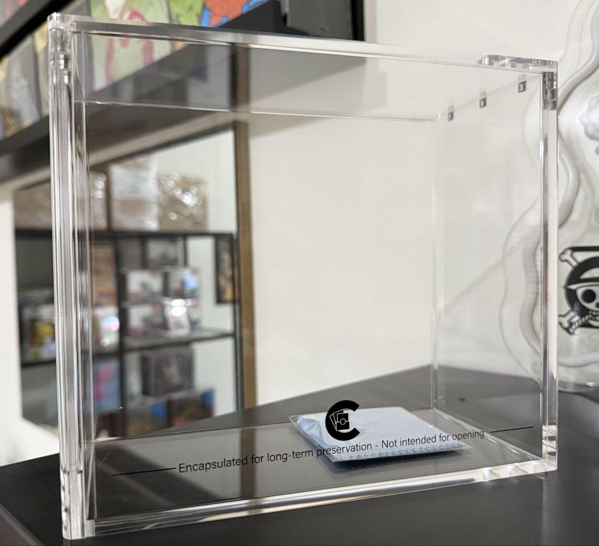 Pokémon Carte collezionabili: Case in acrilico per etb Pokemon - Acrylic case box teca – Nuovo e nell'imballaggio originale da Vacallo venduto da SeriousCollector92 2