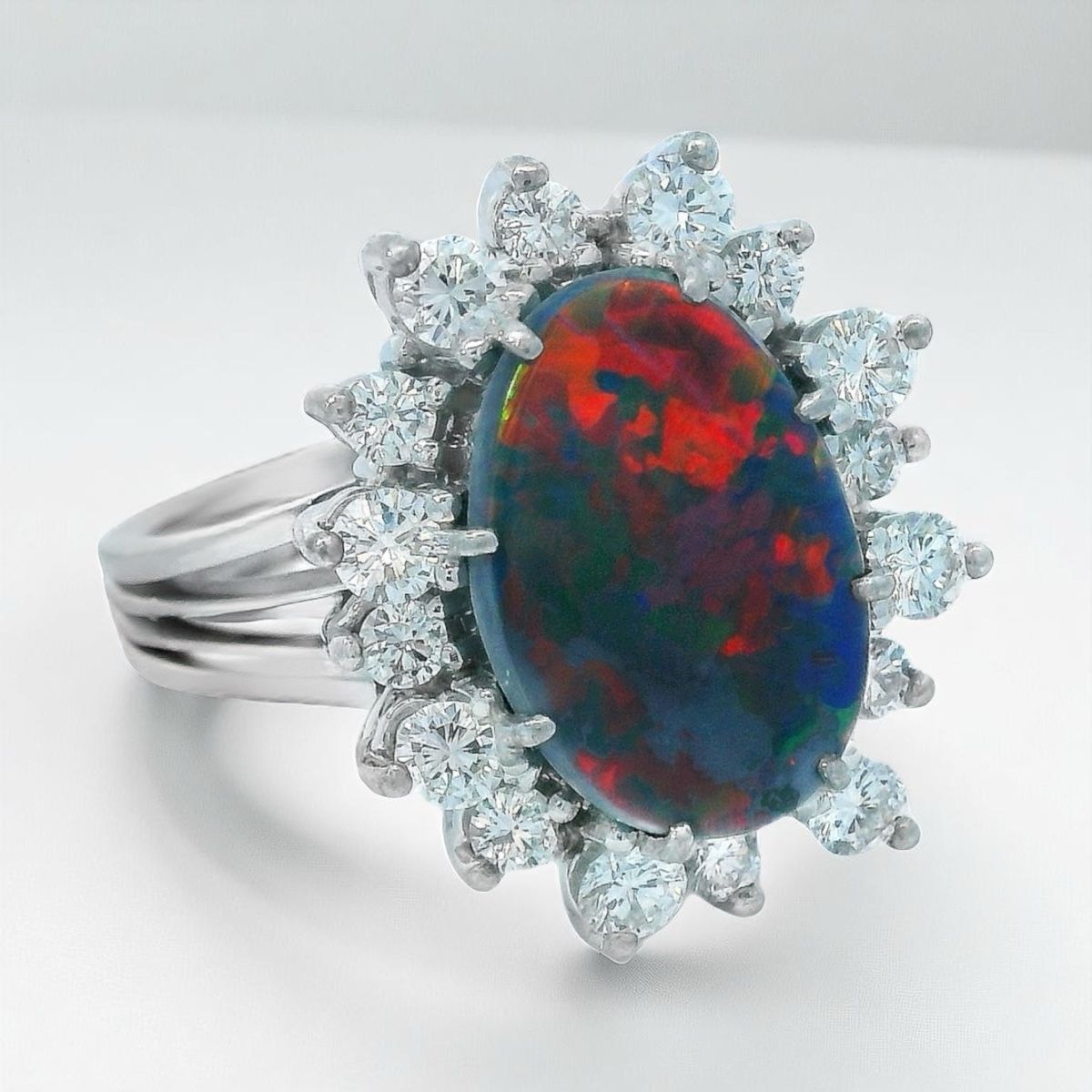 Anelli: Spektakulärer Opal-Diamantring in 18k Gold, Rotfeuer – Usato da Embrach venduto da estzeh1 3