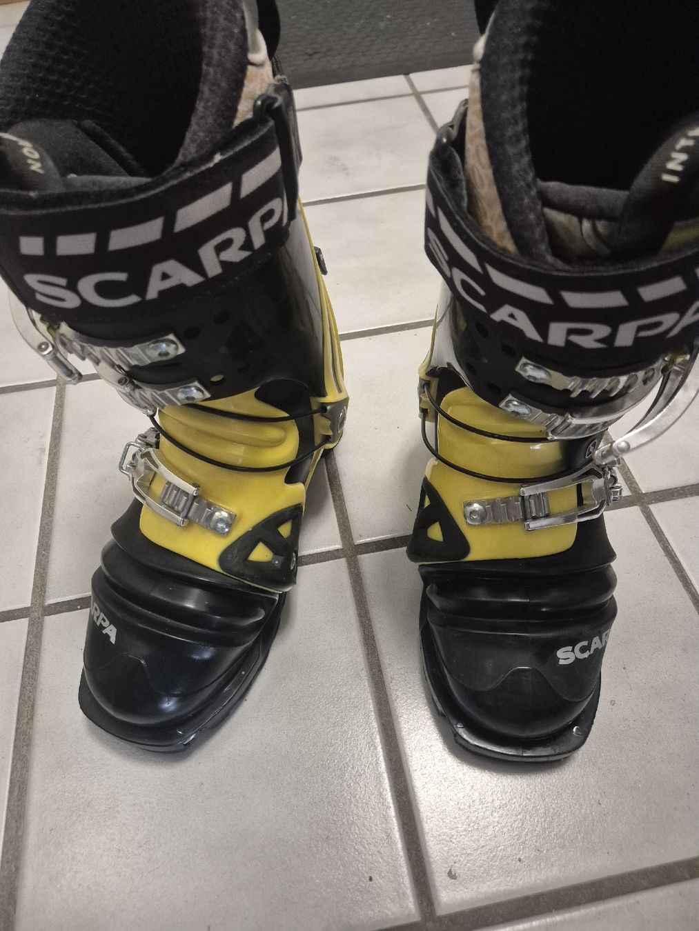 Scarpa Scarpe da uomo: Scarpa TX pro 24.0 – Nuovo (secondo la descrizione) da Porrentruy venduto da jer_6hmq