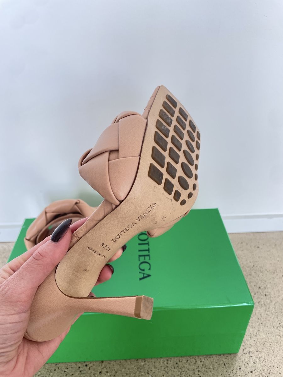 Bottega Veneta Scarpe da donna: Bottega Veneta Lido Mules – Usato da Stäfa venduto da Nicole093 6