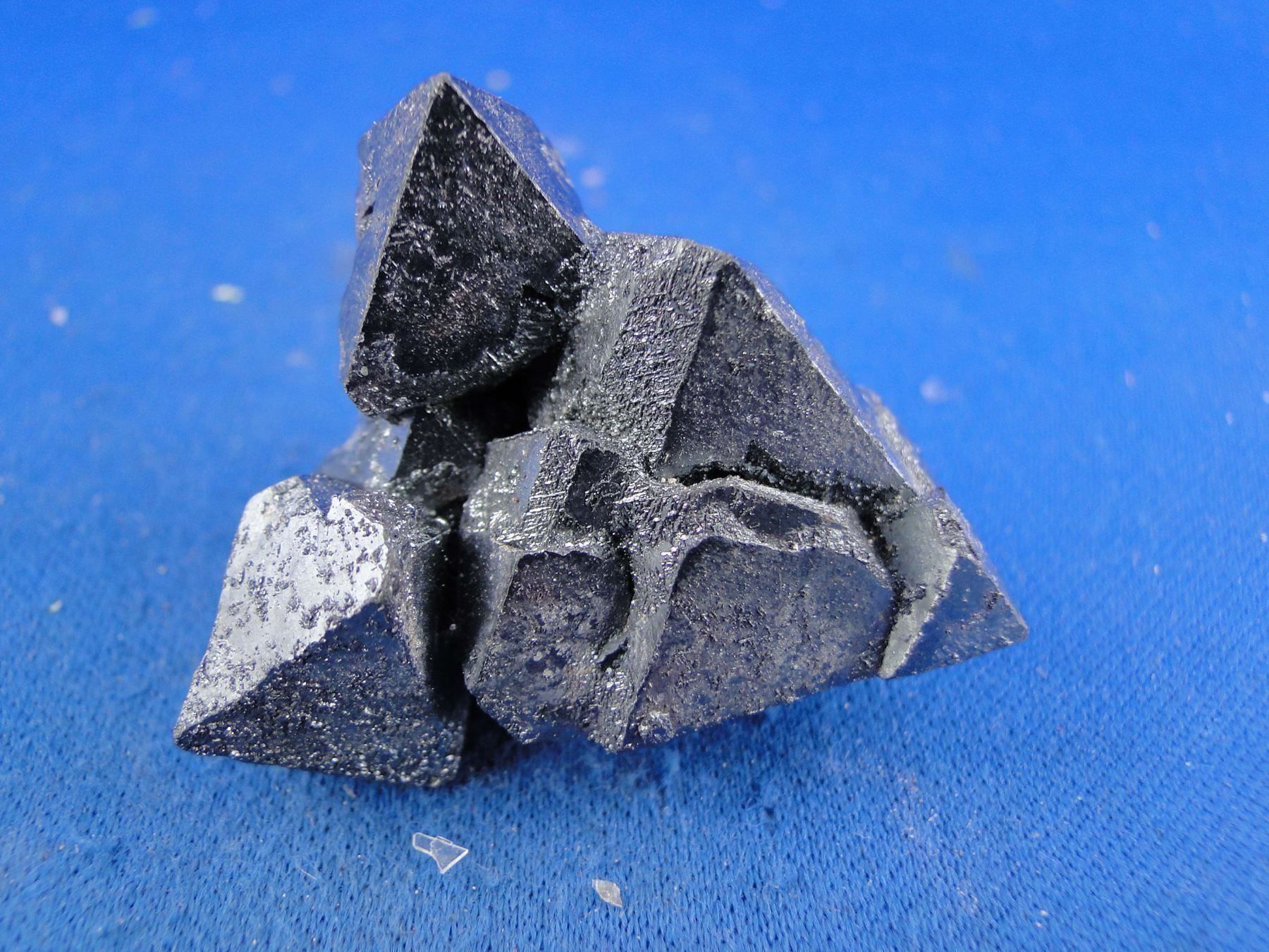 Minerali & Pietre curative: Haematit psm Magnetit – Usato da Schinznach Bad venduto da Demerald 8