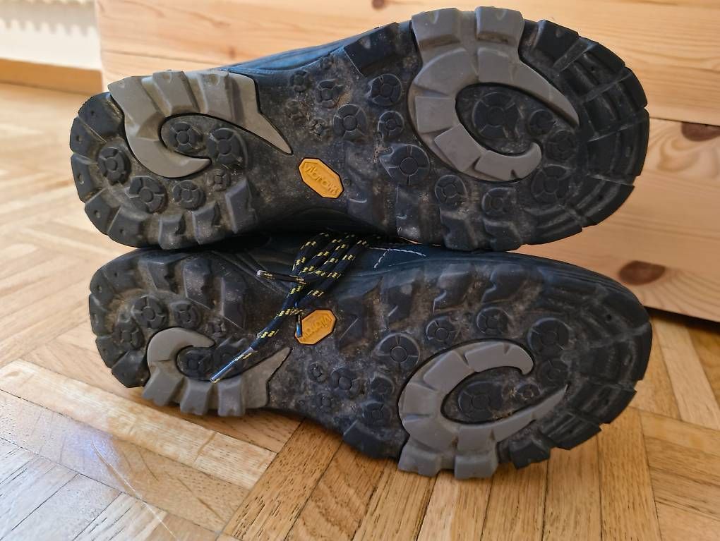Scarpe per ragazzi: Wanderschuhe, Gr. 37 – Usato da St. Gallen venduto da curlygyal 1