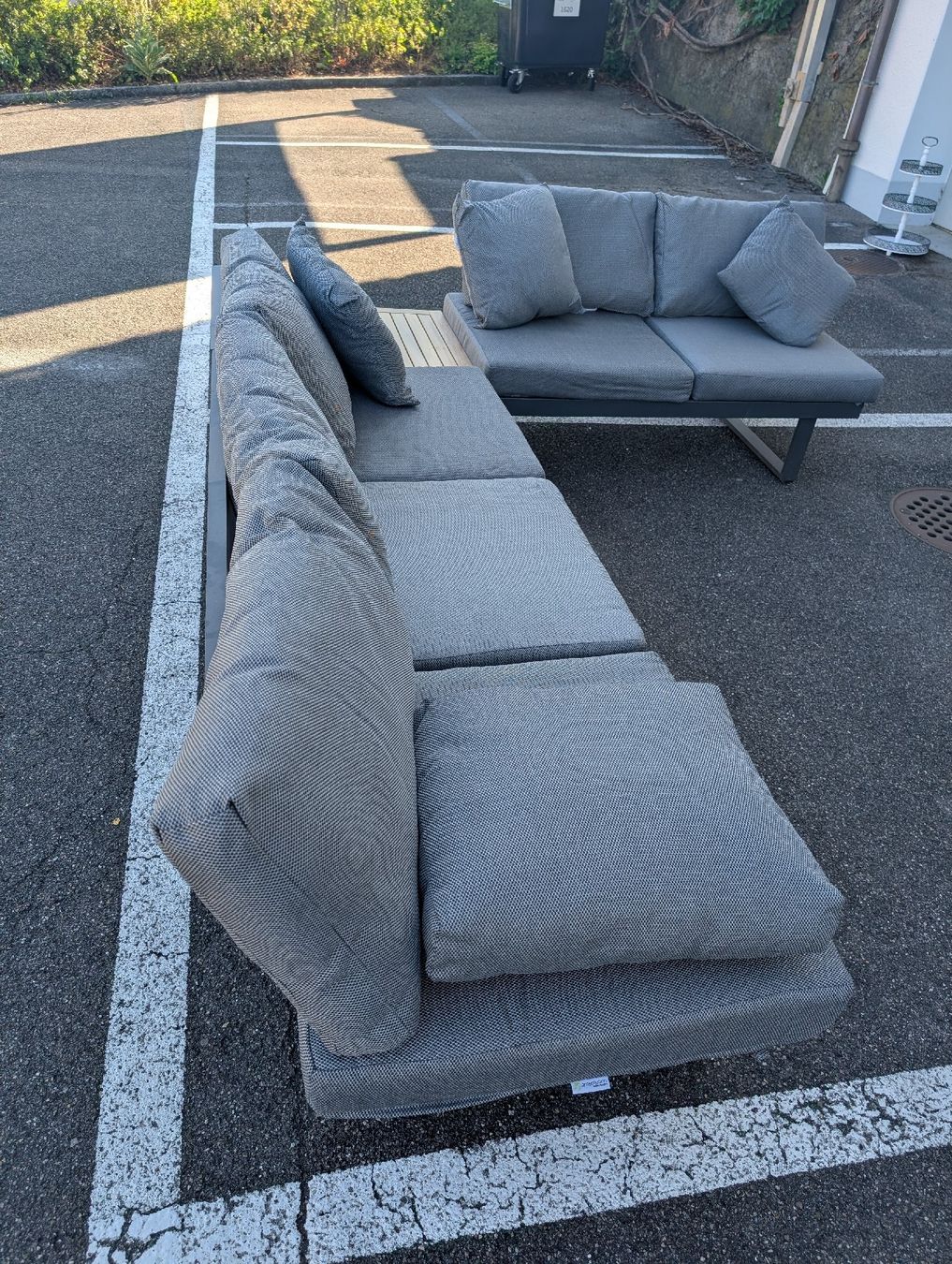 Sofas: Grosse Gartenlounge – Gebraucht aus Bubendorf von Dens2 3