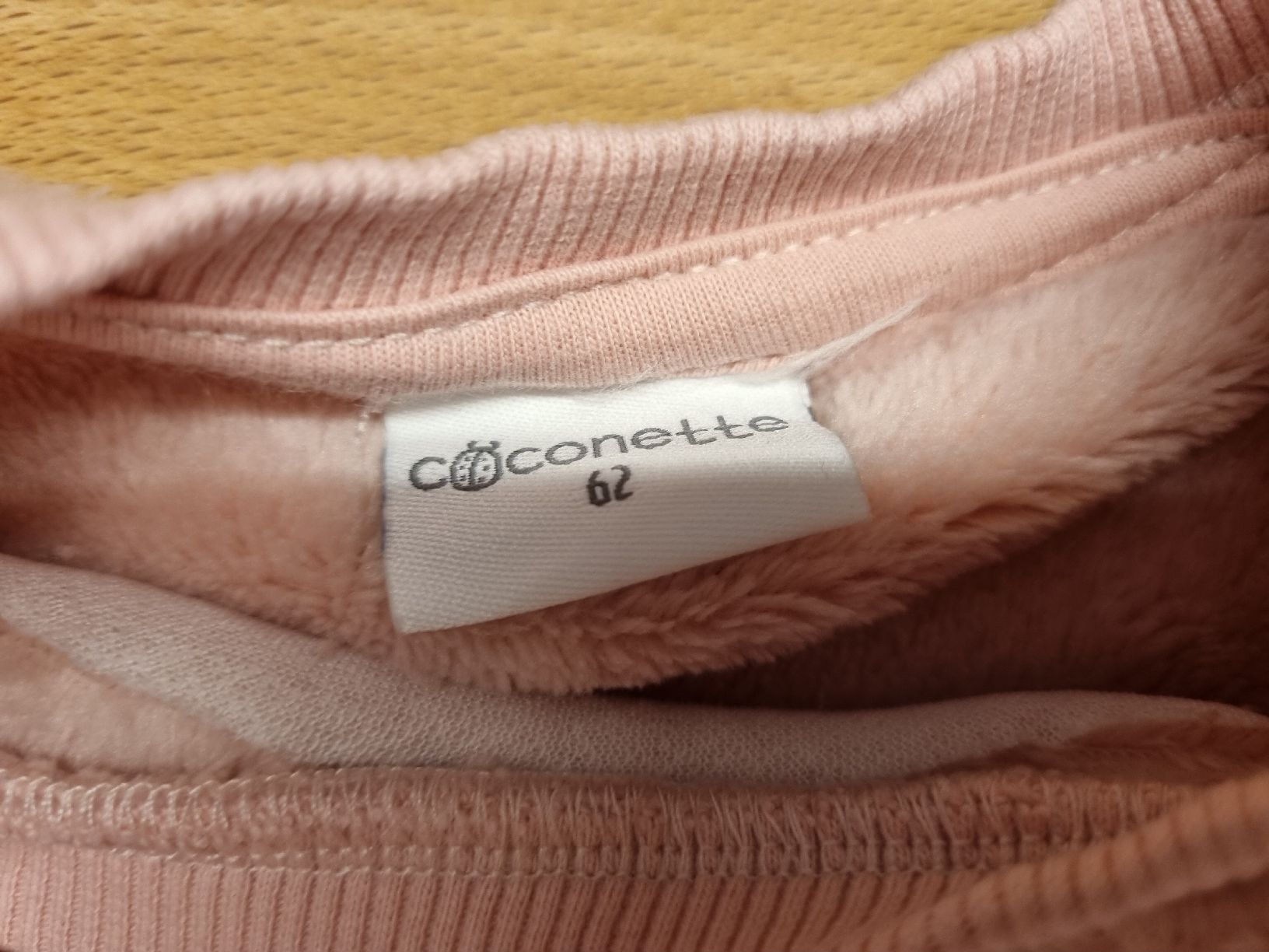 Maglioni & Felpe: Pullover Hase Mädchen 62 – Usato da Unteriberg venduto da ste_ruh 1