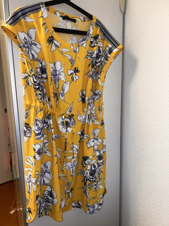 Kleid BETTY BARCLAY 42 neu