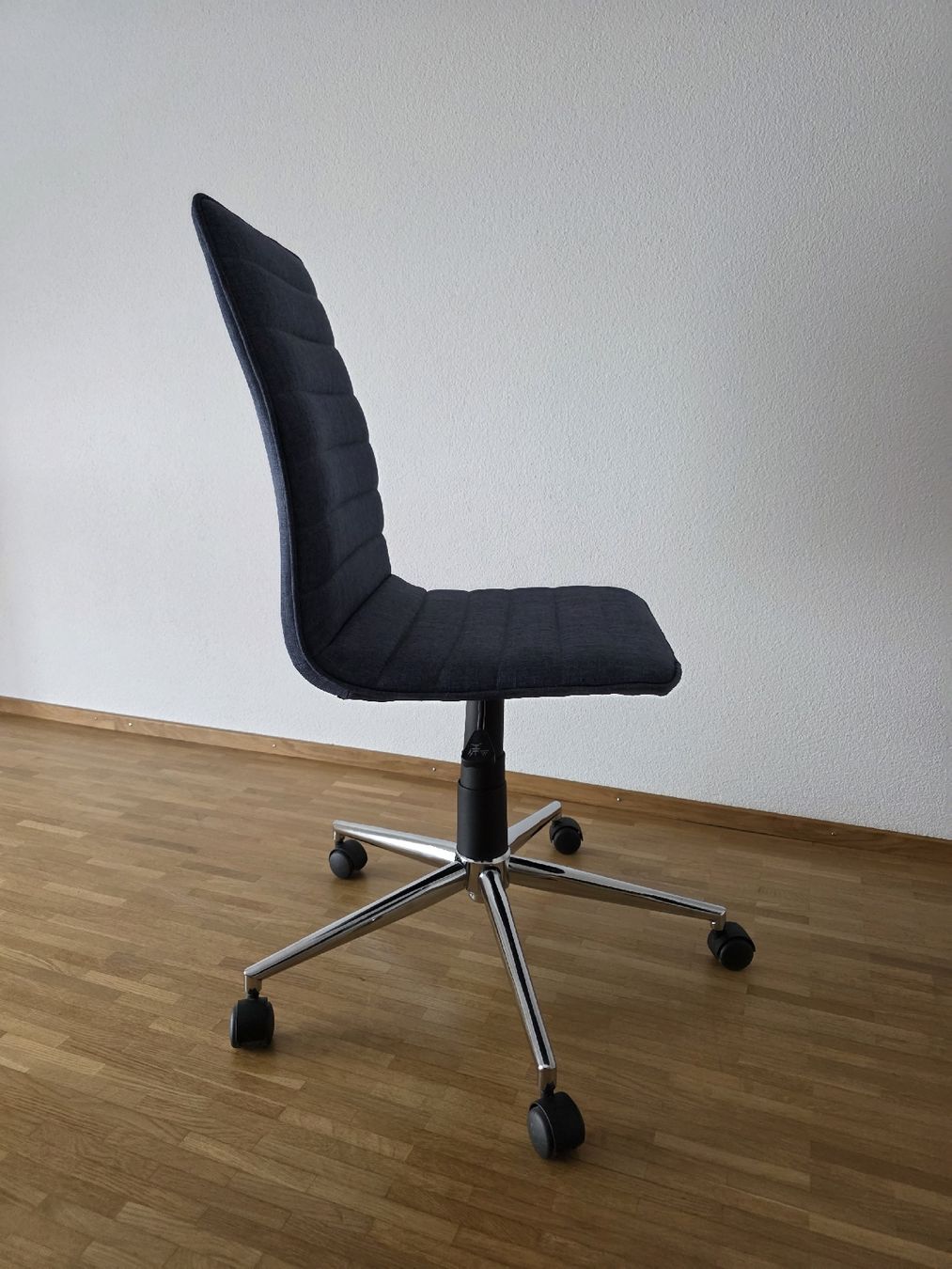 Stühle: Bürostuhl blau - sehr bequem! – Gebraucht aus Dagmersellen von buc_786y 3