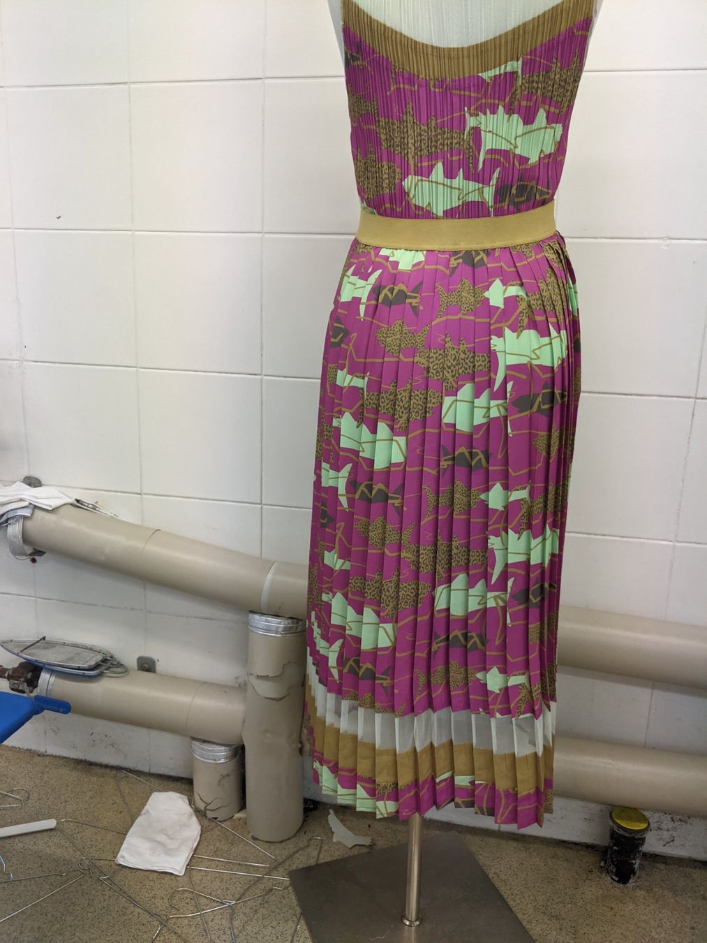 Vestiti: Farbiges Damenkleid Gr 38 / 40 – Nuovo (secondo la descrizione) da Langnau am Albis venduto da Judithsebi 8