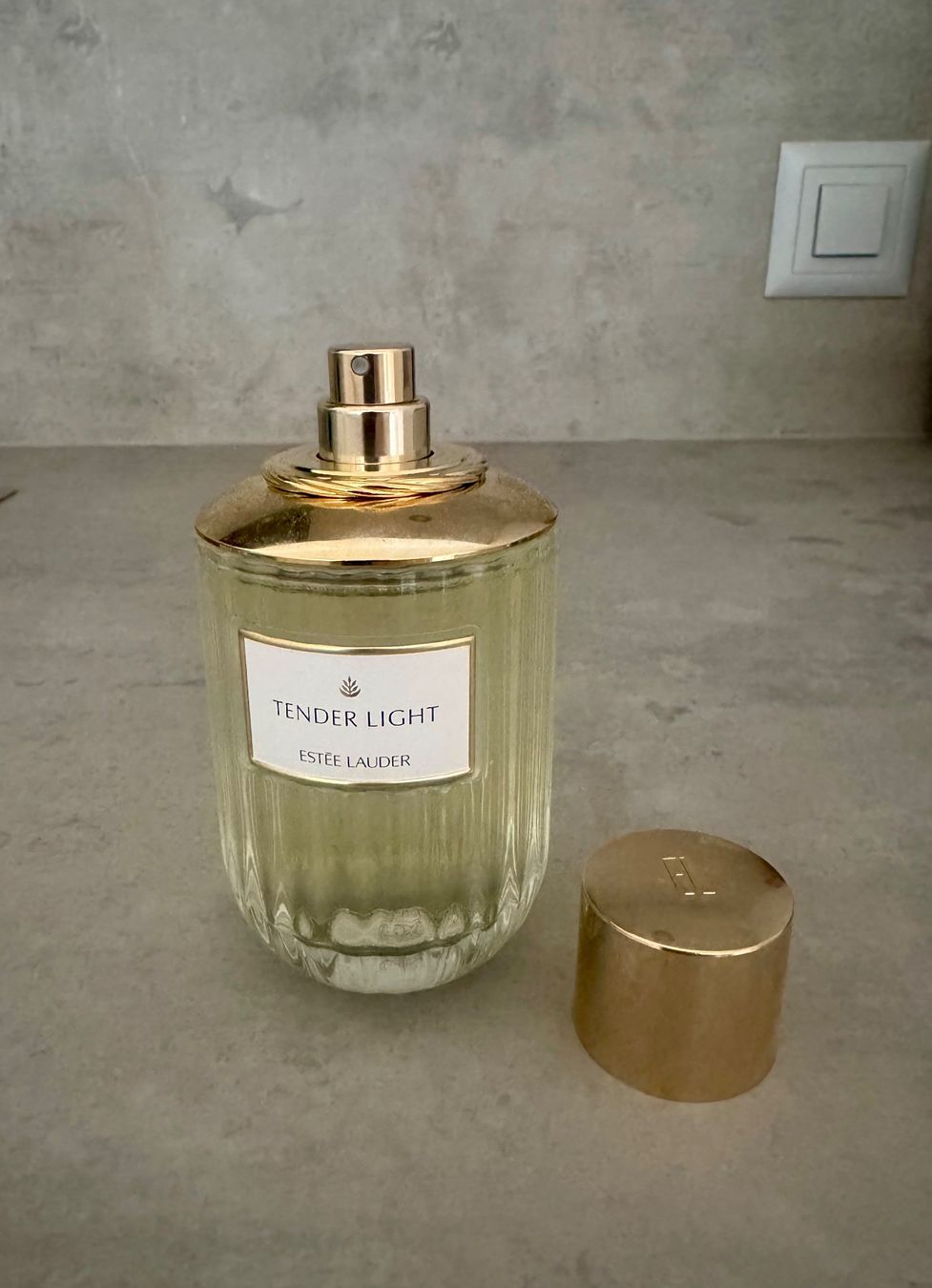 Estée Lauder Profumi & Eau de Toilette: Estēe Lauder - Tender Light 100ml – Usato da Otelfingen venduto da Lilly_01 1