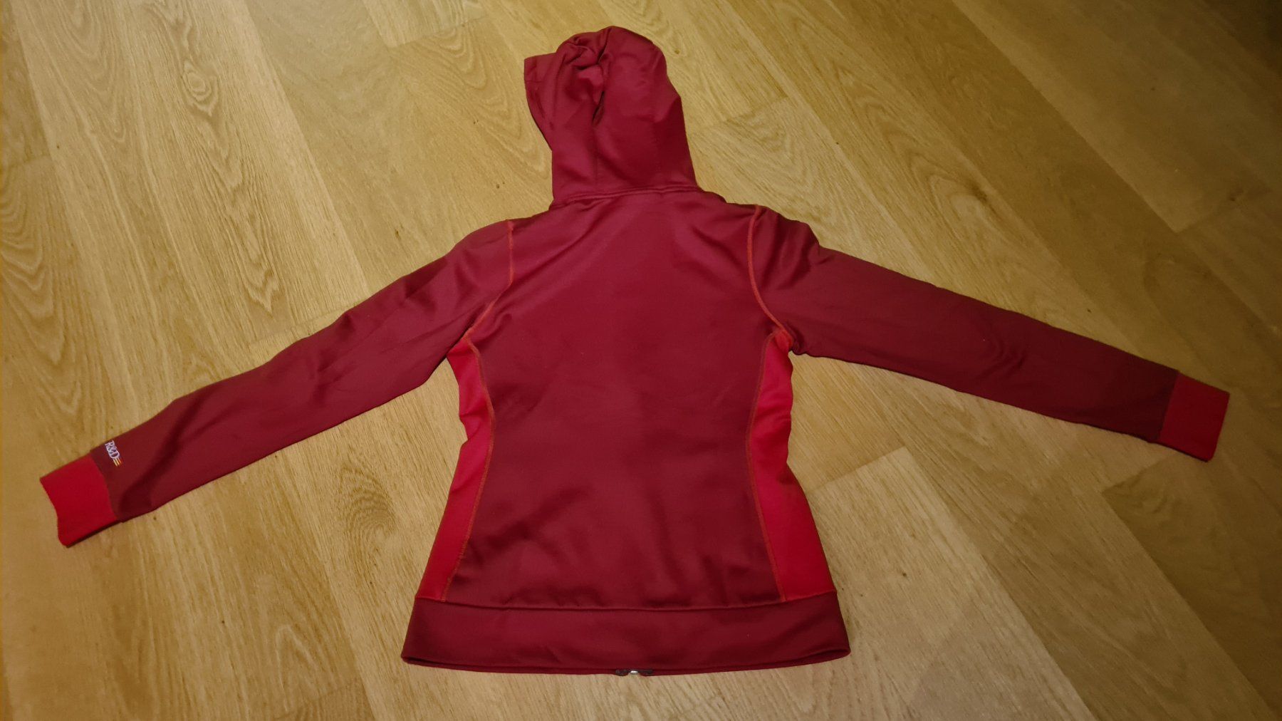 Peak Performance Giacche: Peak Performance Outdoor Midlayer Softshell Jacke/ Women S – Usato da Winterthur venduto da stufaphi 2