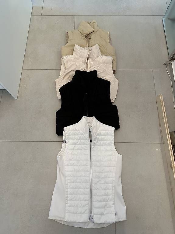 Gilet & Giacche senza maniche: Gilet abzugeben – Usato da Lommis venduto da jen_6xz7