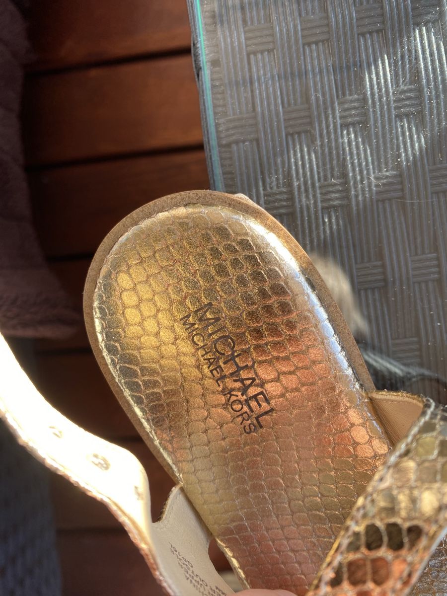 Michael Kors Scarpe da donna: Michael Kors Sanden Damen – Usato da Laupen BE venduto da ole_l8gg 4