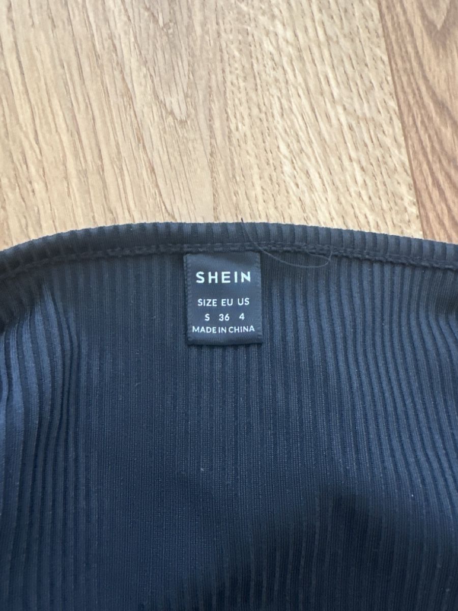 Shein Top: Shein Top Gr. S schwarz – Nuovo (secondo la descrizione) da Diepoldsau venduto da Sonne14 2