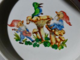 antiker Kinderteller Langenthal 66 Zwerge Märli mit Stempel