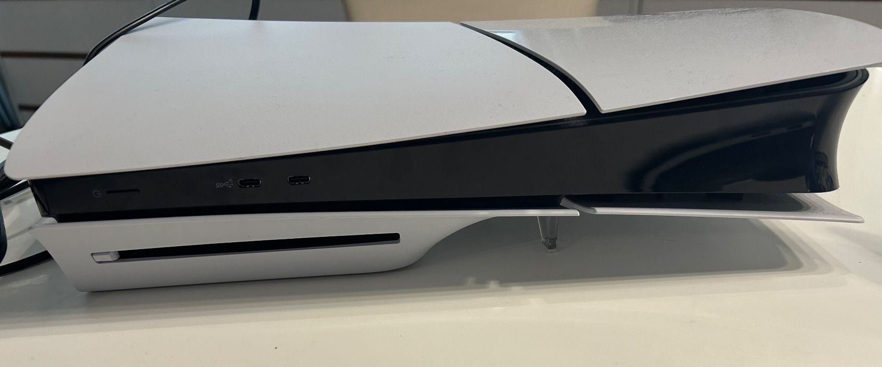 Sony Console: Sony Playstation 5 mit Slim Disc (CD) – Usato da Zürich venduto da cla_nxc9 1