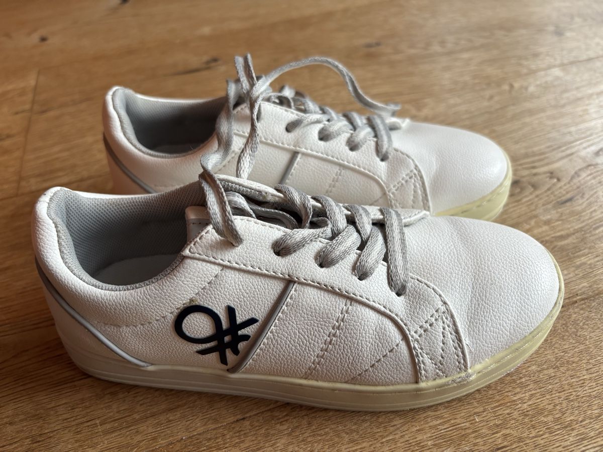 Benetton Scarpe da uomo: Schuhe Benneton, Grösse 31 – Usato da Zürich venduto da keegstra
