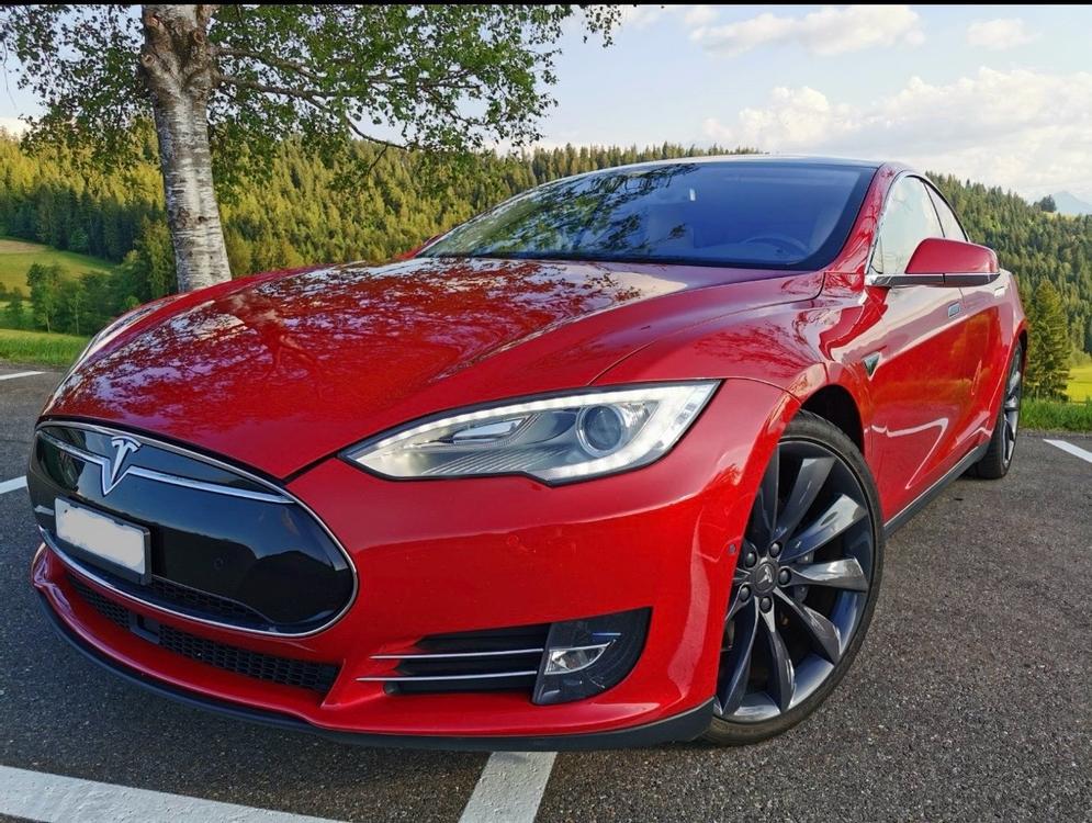 Tesla Model S 85, Free Supercharging, ab MFK