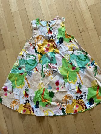 Sommerliches Kleid für Mädchen Gr130/Neu