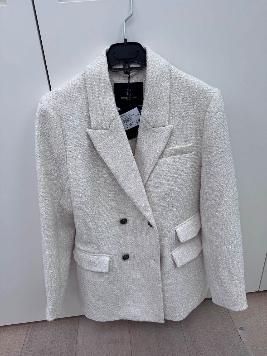 Giacche: Ungetragener Blazer von Bruuns Bazaar offwhite – Usato da Herrliberg venduto da jan_lp69