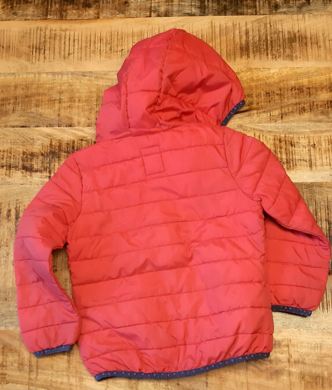 S.Oliver Giacche & Cappotti: s.Oliver Übergangsjacke, Gr. 104, rot, Mädchen – Usato da Wiler b. Utzenstorf venduto da ryan81 1