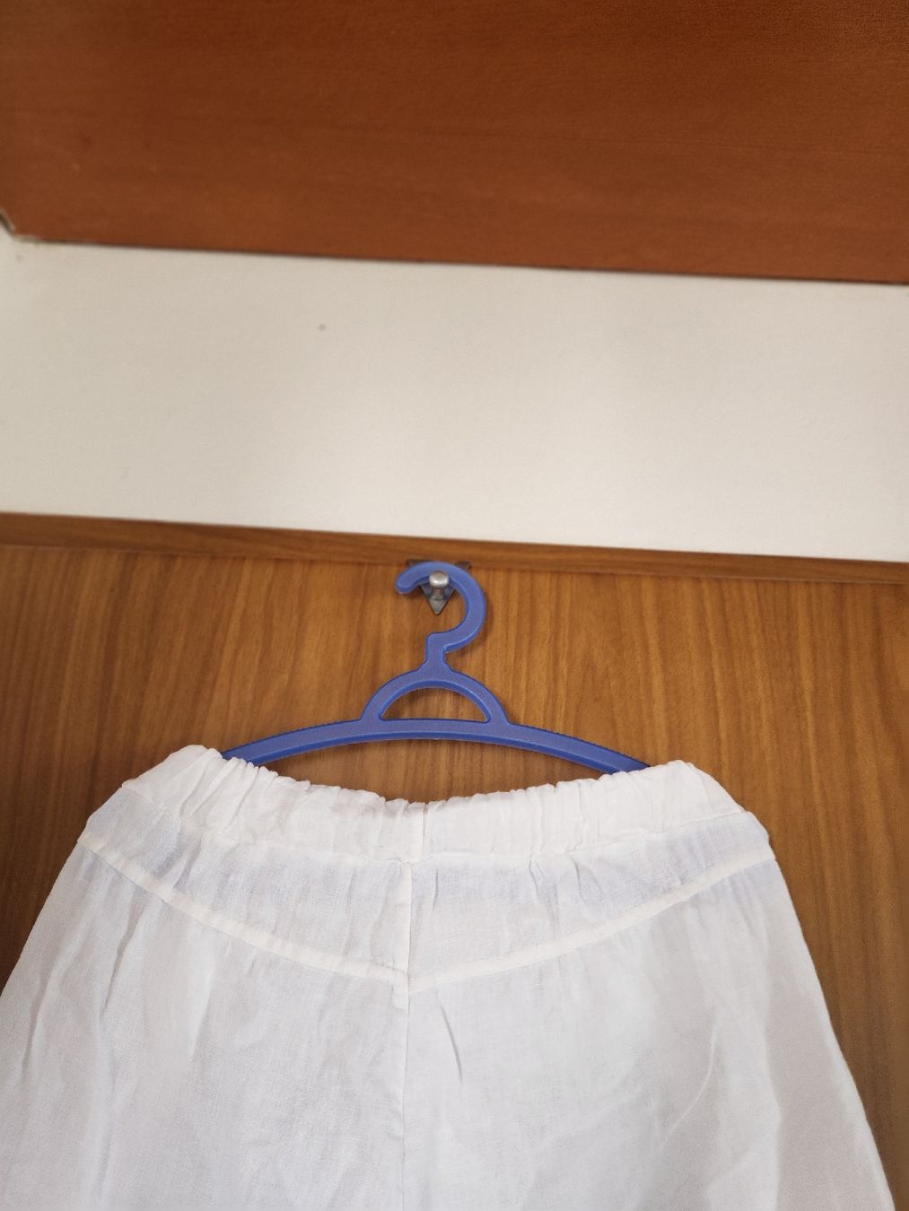 Pantaloni: Pantalon en lin blanc taille élastique  M/L – Usato da Niedergösgen venduto da Eva2410 2