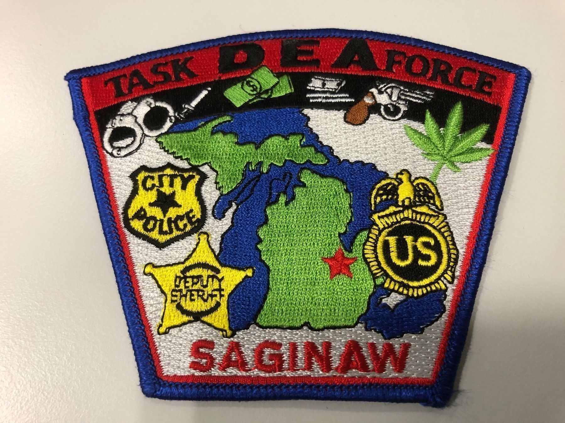 Placchette & Badge: abzeichen badge DEA police – Usato da Lyss venduto da Schmuggler