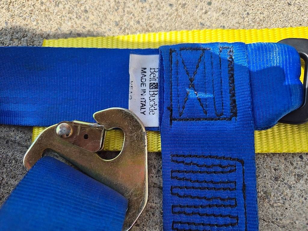 Sonstiges Fahrzeugzubehör: Sparco Renngurte – Gebraucht aus Uetendorf von barondevalerie 1